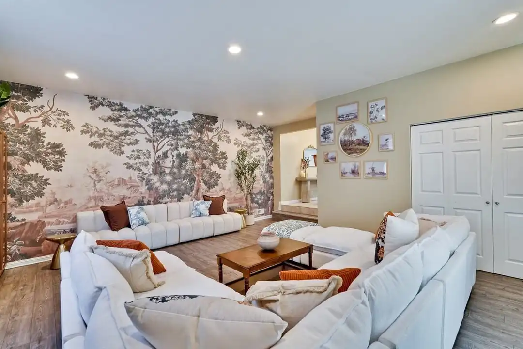 Apartment in San Jose - More