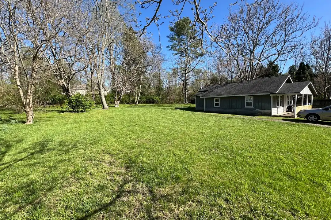 33 Nicholson Creek Rd – photo 1 of 18