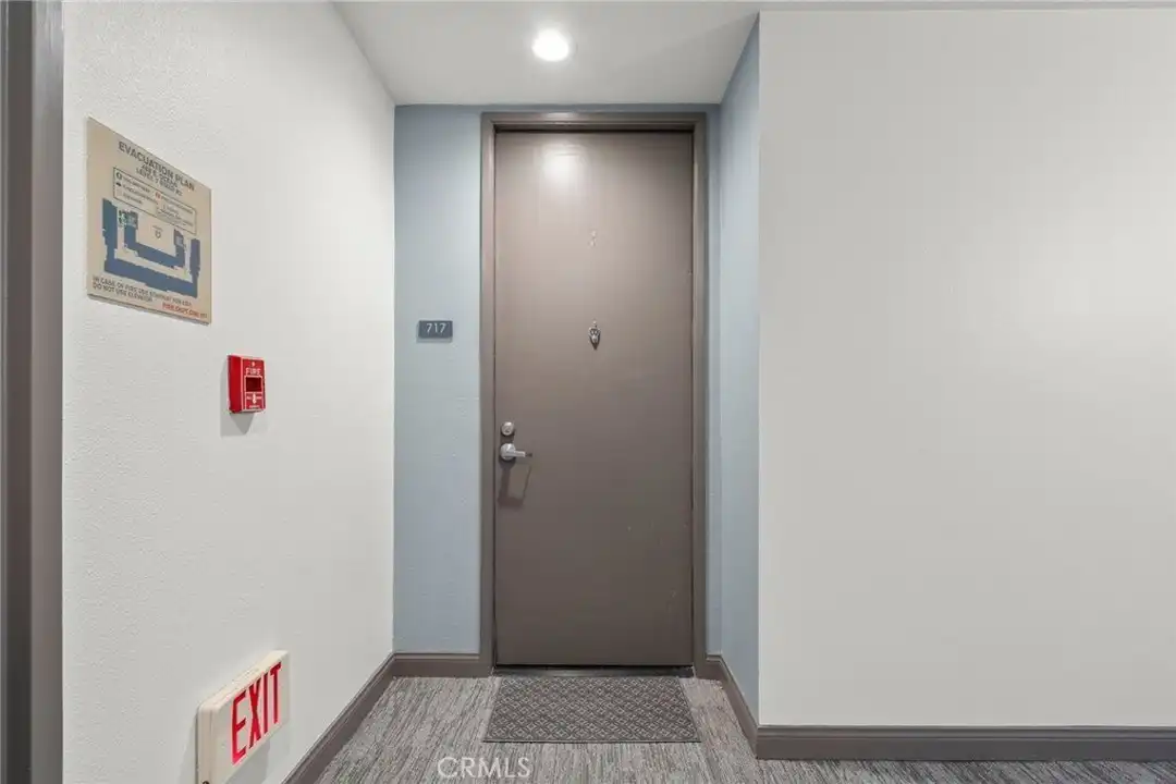 488 E Ocean Blvd #717 - View 5