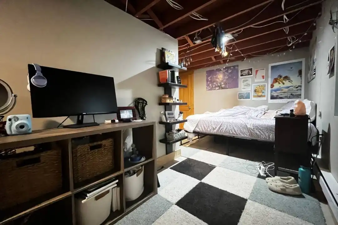 1010 16th Ave SE – pohled 5