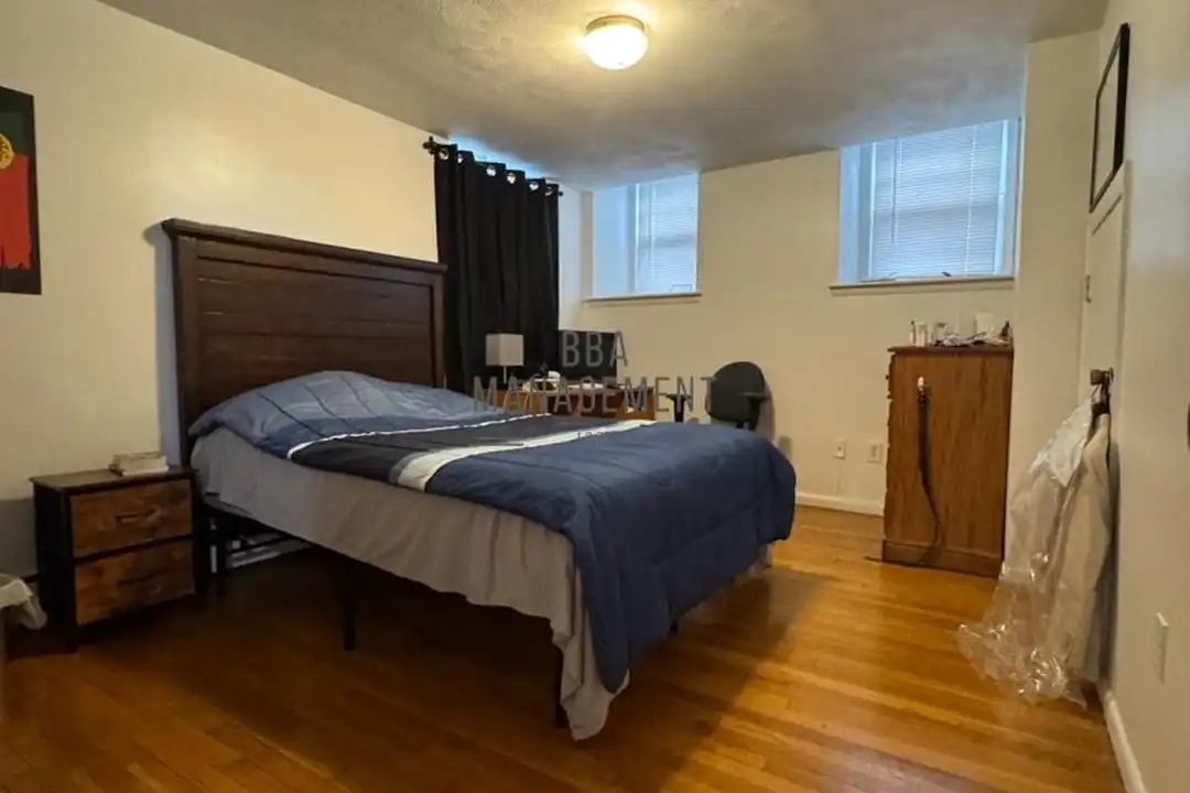 92 Strathmore Rd - View 6