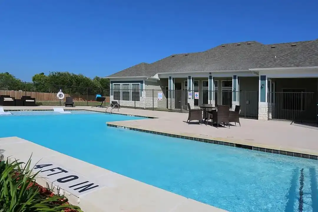 Seaside Landing Apartments – photo 1 of 44