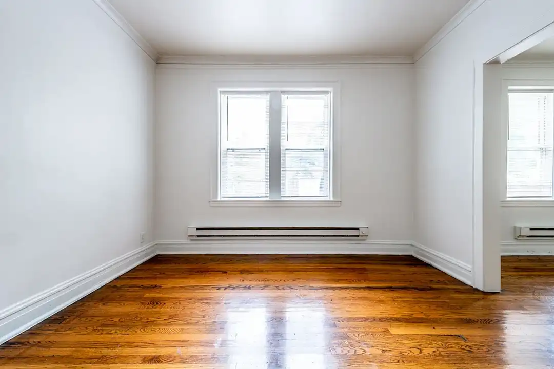 7756 S Marshfield – photo 1
