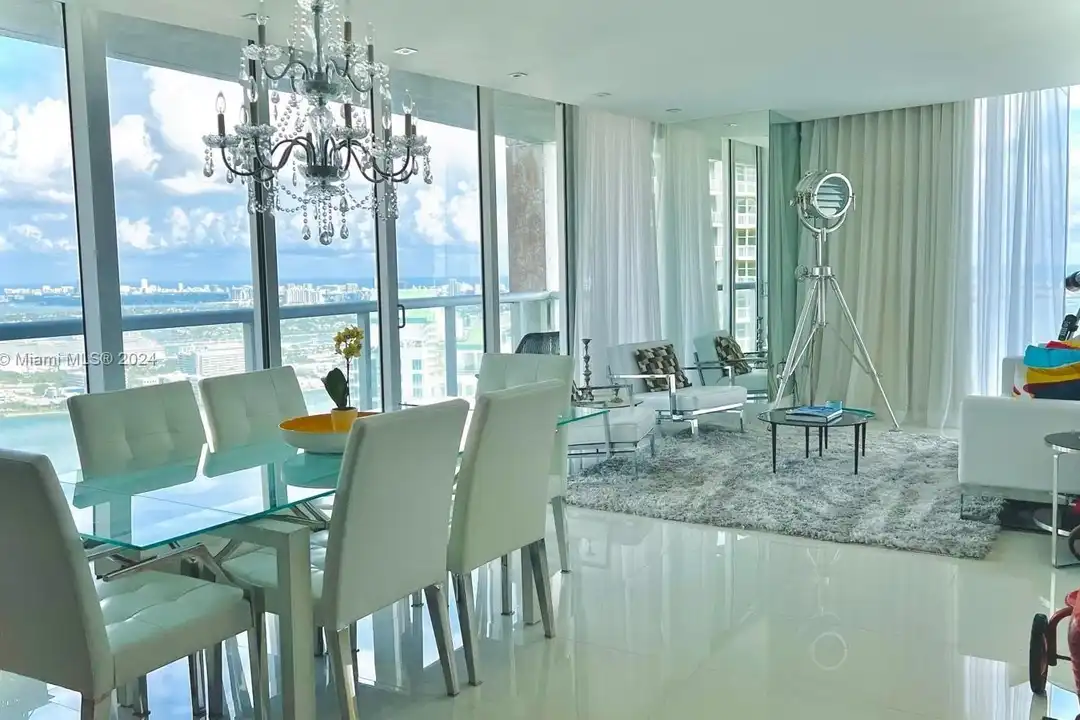 495 Brickell Ave #4902 - View 3