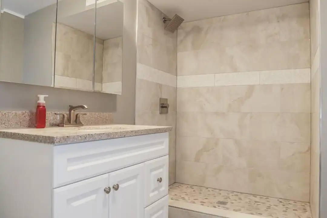 1582 N Clybourn Ave - View 5