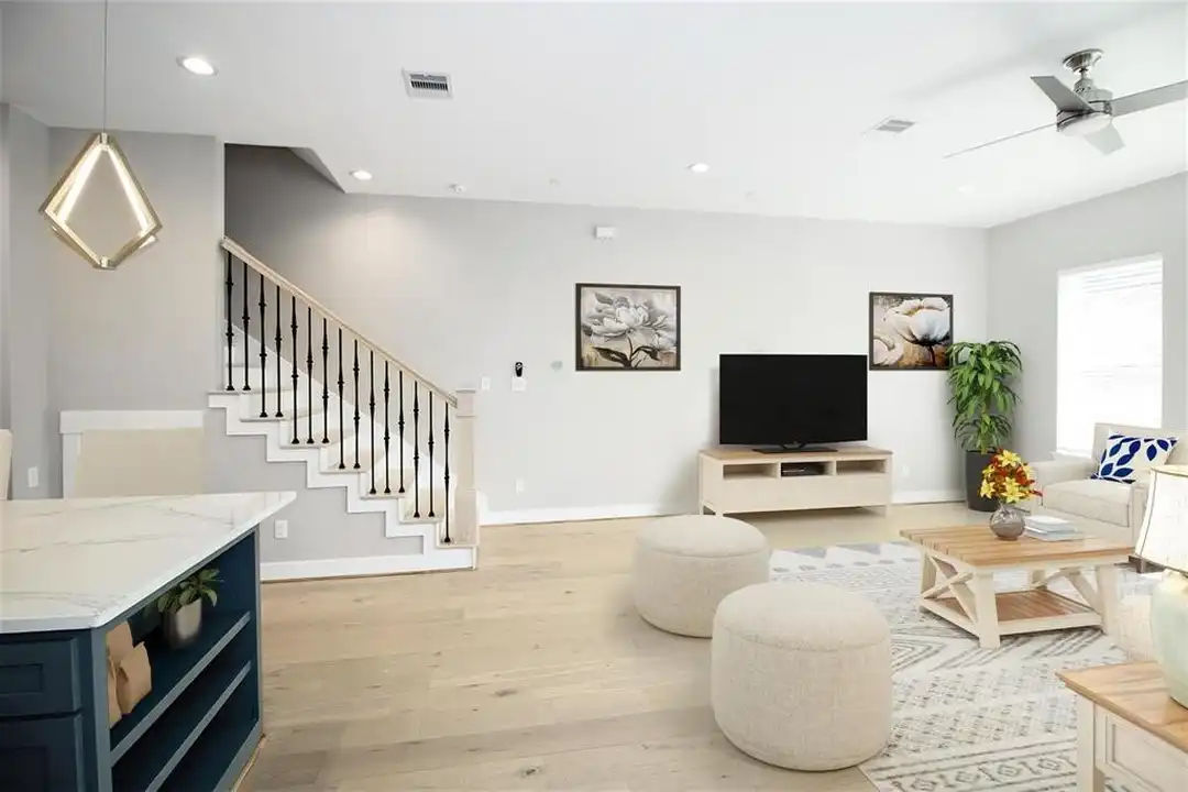 4508 Hardy St unit A - View 4