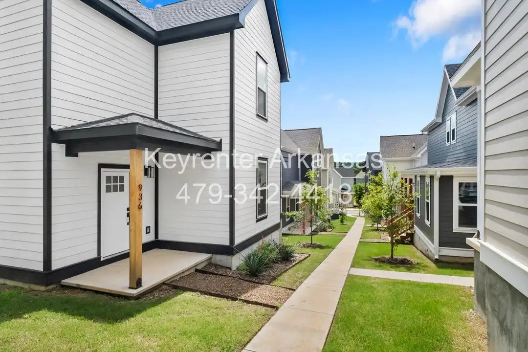 936 S Wichita Ave - View 4