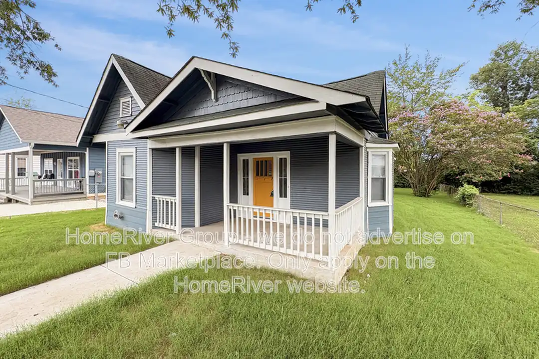 4315 13th Ave – photo 1