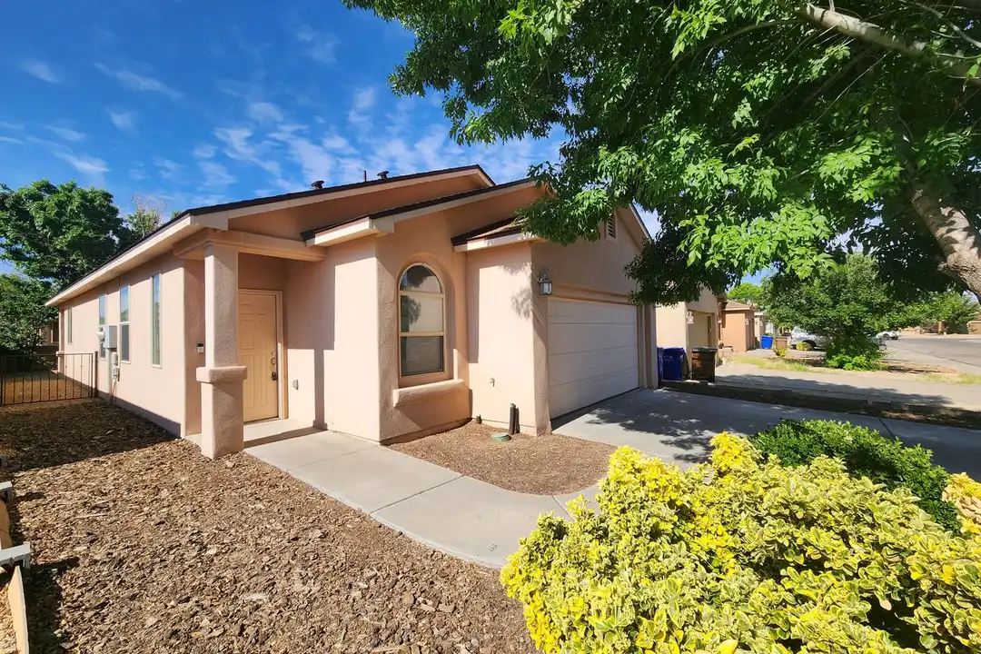 4942 Sherwood Rd - View 2