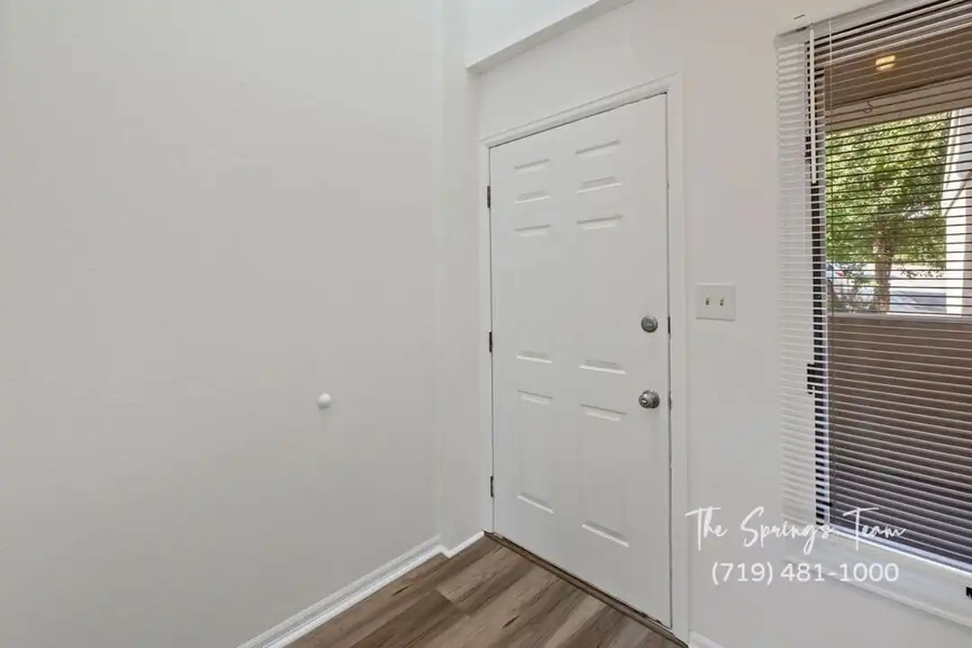 5448 Fiesta Ln - View 6