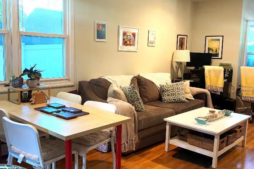288 Amory St - Widok 6