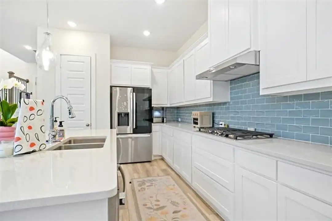 6113 Kessler Dr - View 6