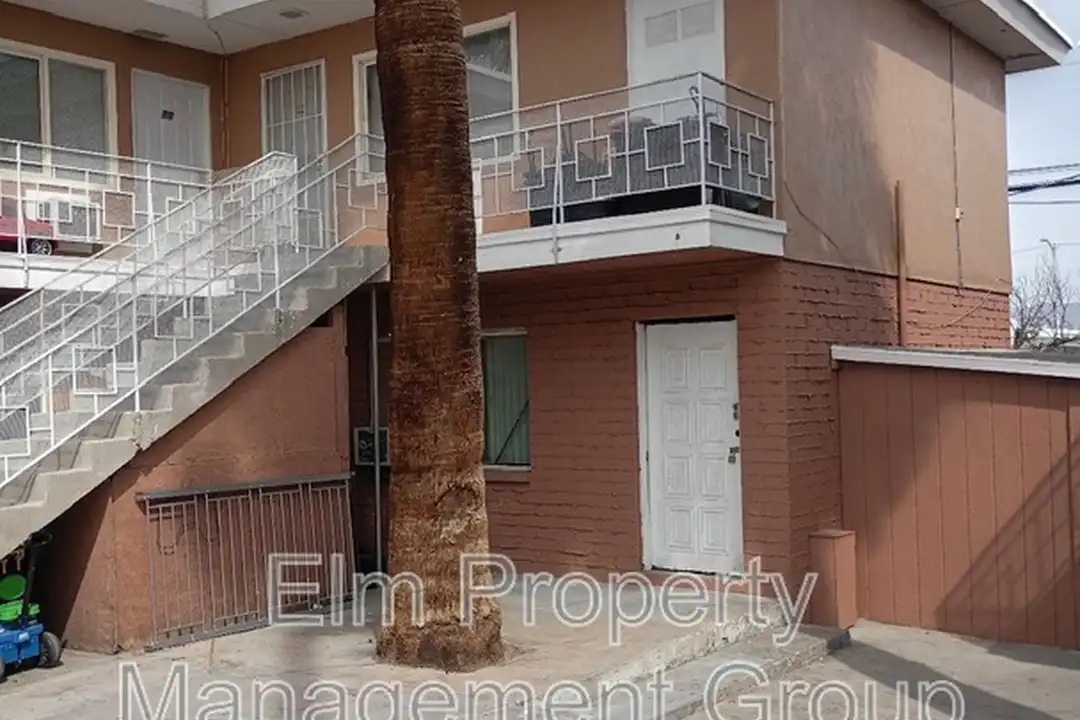 2101 Sunrise Ave unit 11 – photo 1