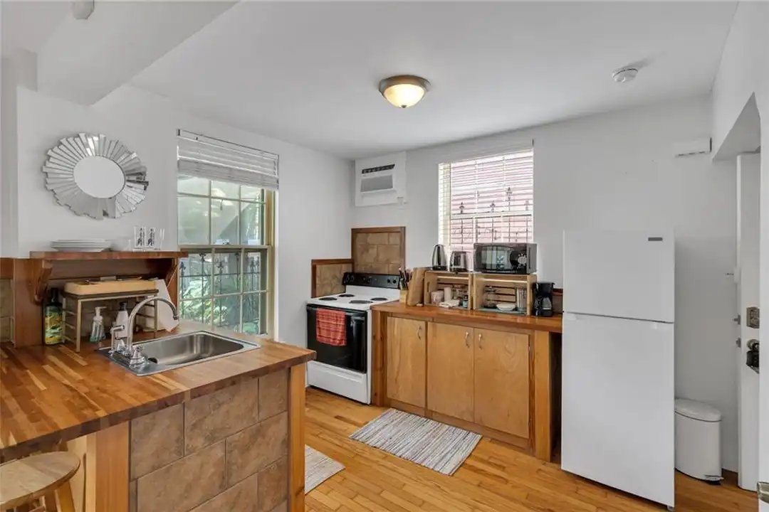 1418 Kerlerec St unit 4 - View 4