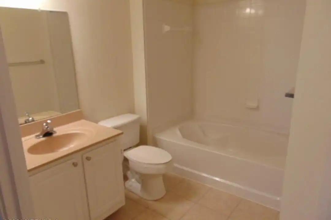 10075 Gate Pkwy N #1207 – pohled 3