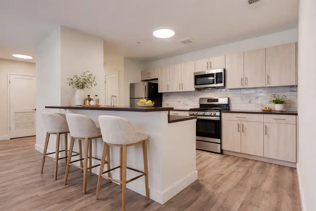 416 Highland Ave unit 231 - View 2