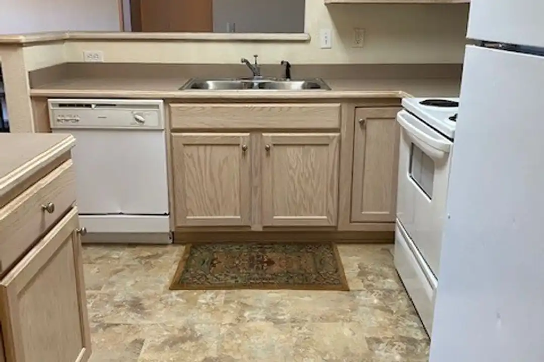 913 Westridge Dr unit # 18 - View 5