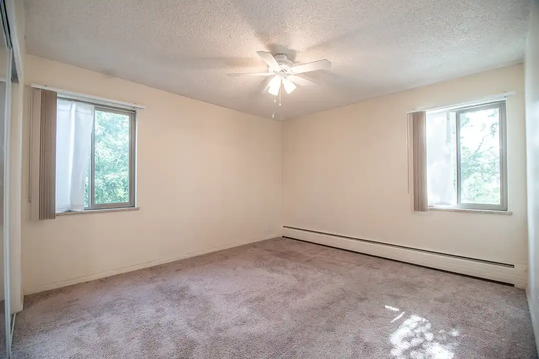 5798 S Gallup St - More