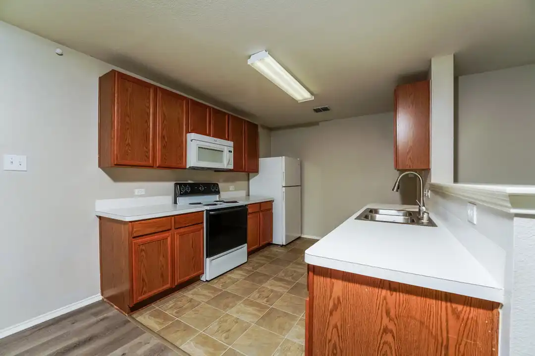1209 Lambert Dr - View 6