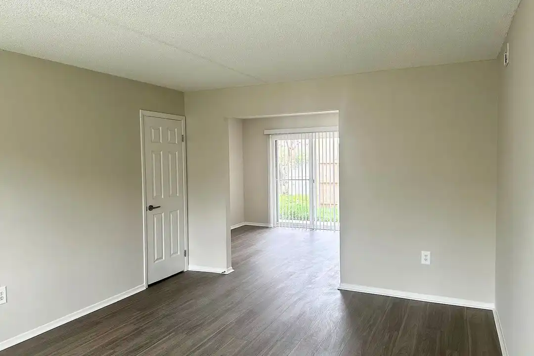 Lakeside Apartments – photo 1 of 17