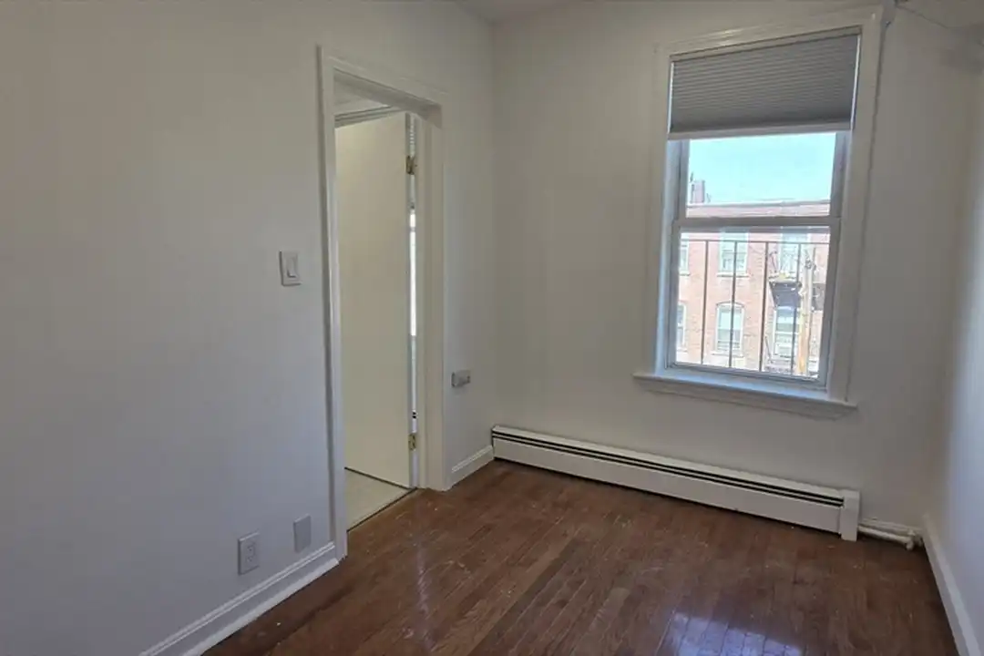 206 Chelsea St unit 2 - Pamja 4