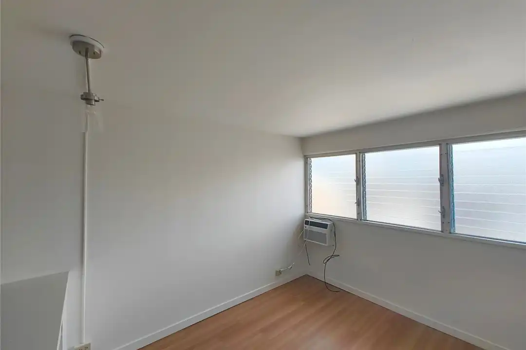Apartment in Honolulu - View 3