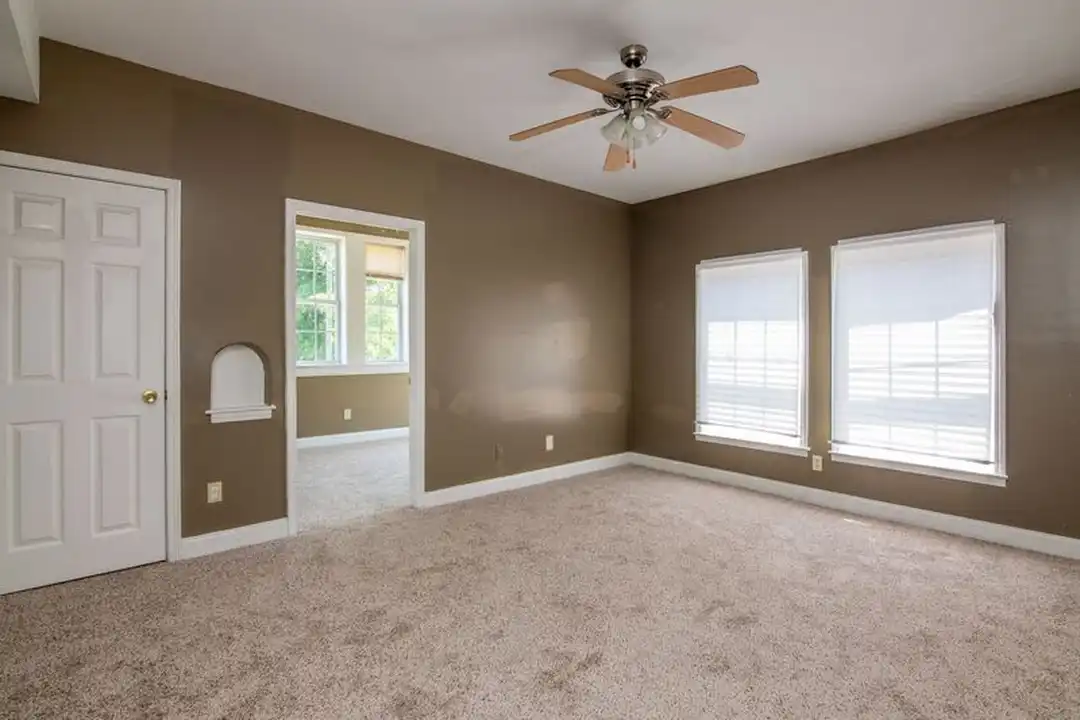 1720 Cullman Ave unit 3 – photo 1