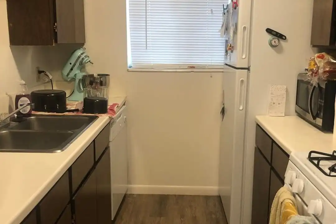 Apartment in Provo - View 3