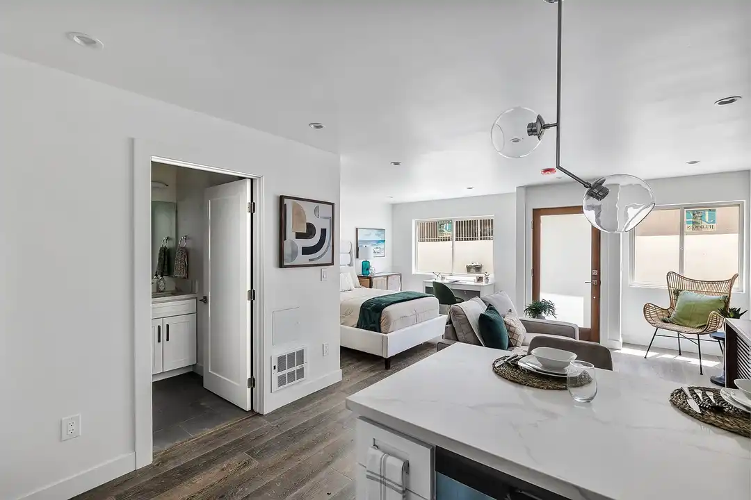 3450 Emerald St - View 5
