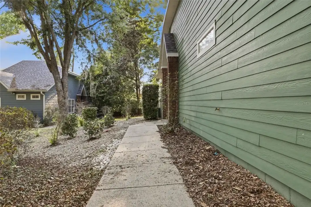 510 NW 50th Blvd #510 - View 4