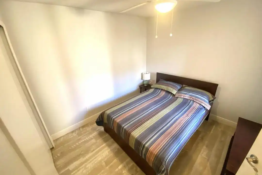 7603 Sugar Bend Dr – další