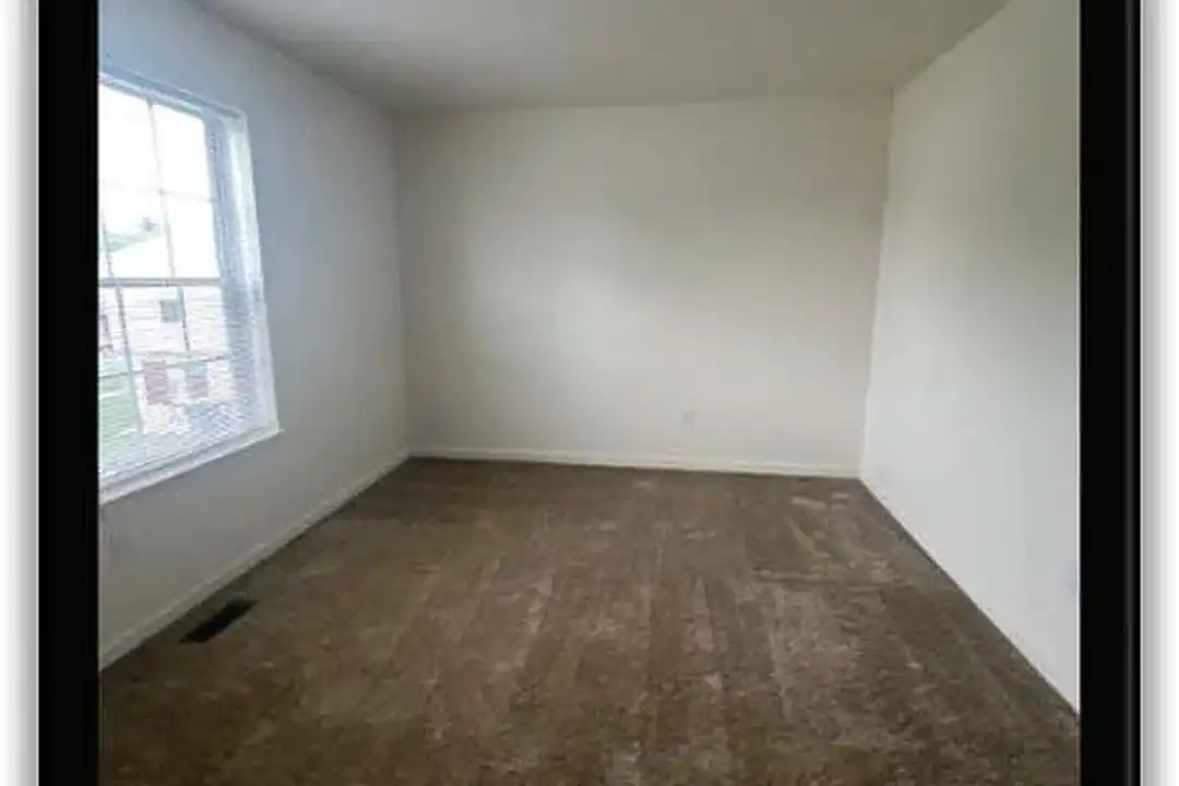 Leonards Freehold – photo 1 of 18