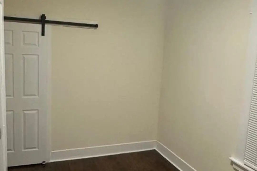 9 McKinley Ave - More