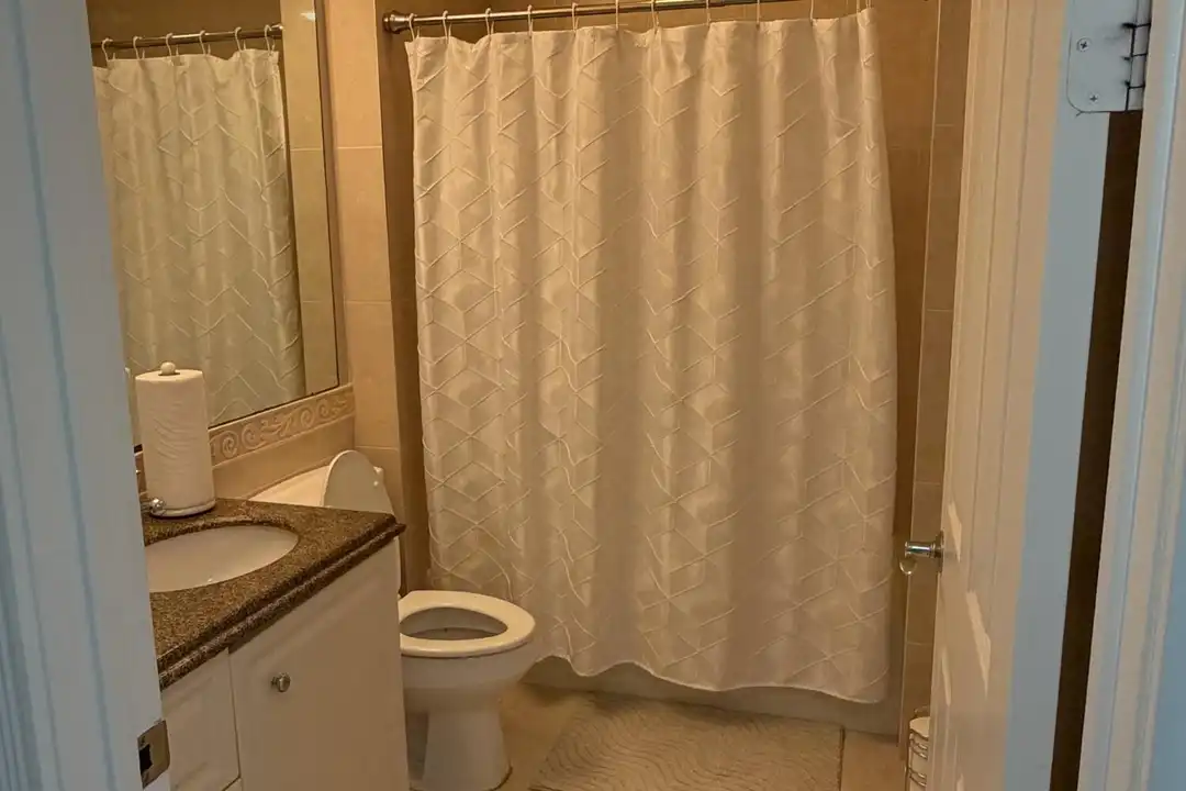 38 Harbour Isle Dr E unit 106 - View 6
