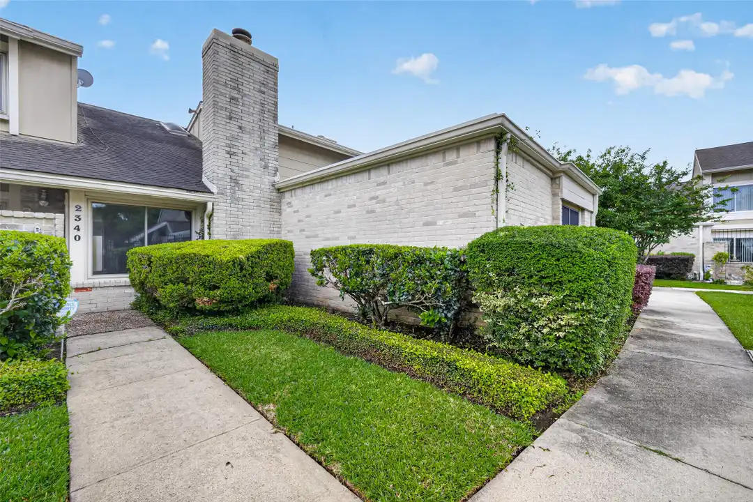 2340 Woodland Park Dr unit 113 - View 2