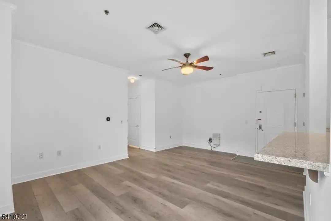 172 Culver Ave #206 - View 6