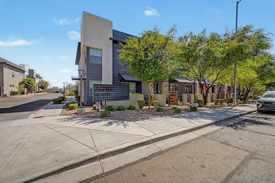 Apartment in Mesa - View 2