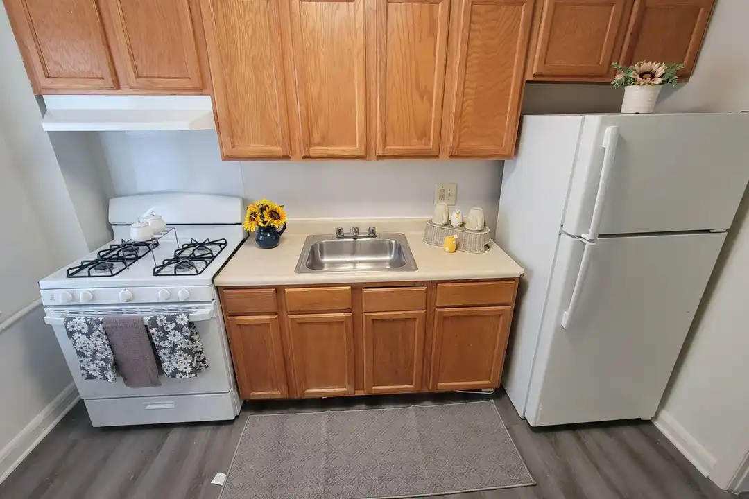 201 S Beechfield Ave unit 7NB – photo 1