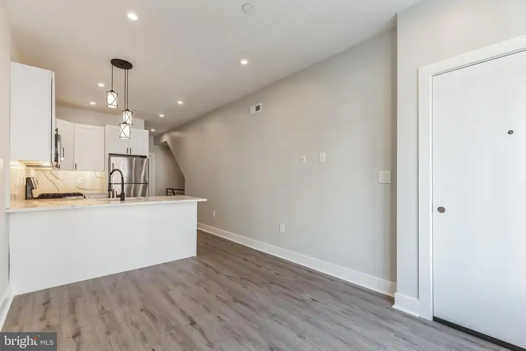 1305 N 25th St unit Unit 2 - View 3