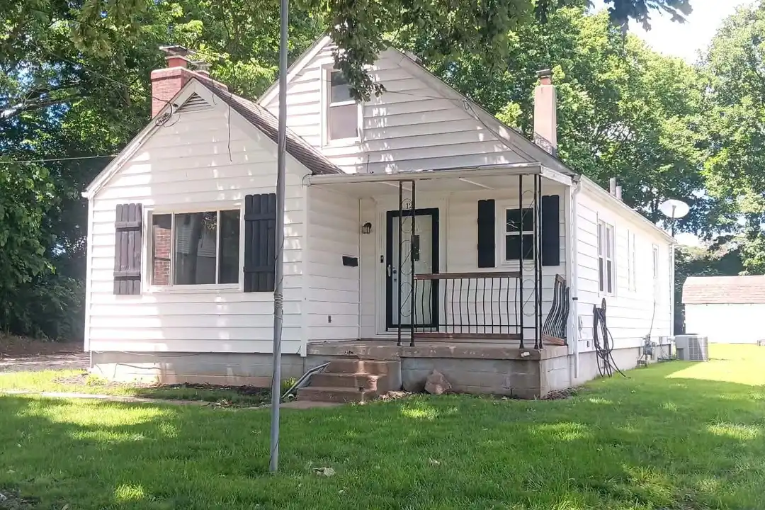 12 North St – photo 1 of 9