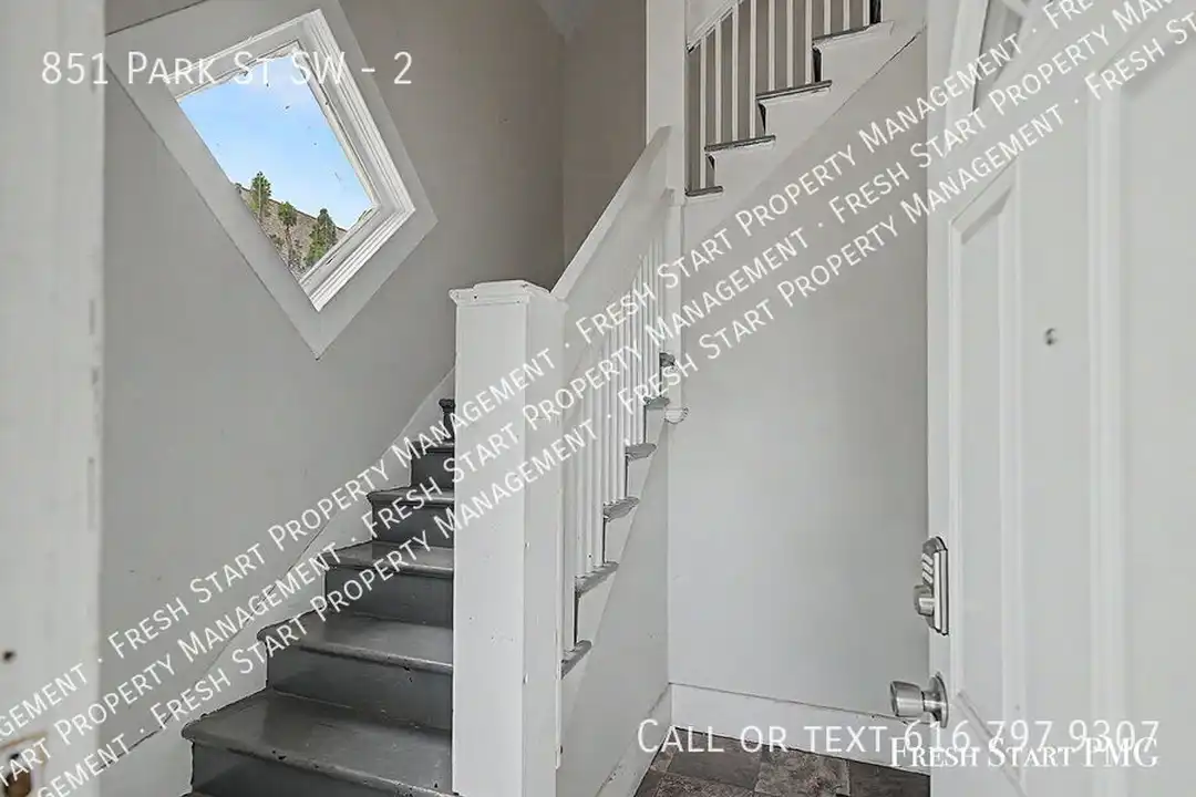 House in Grand Rapids - More