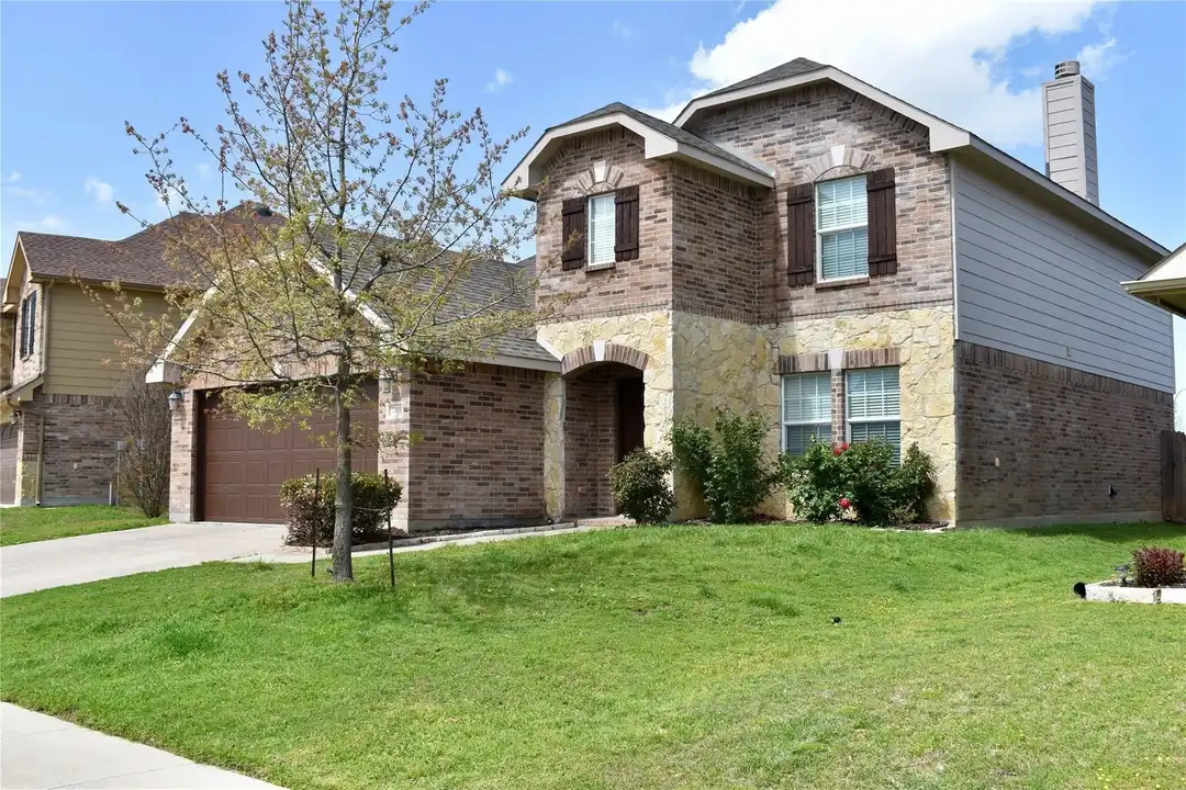 House in Fort Worth, Carriage Hills, Tarrant County - View 2