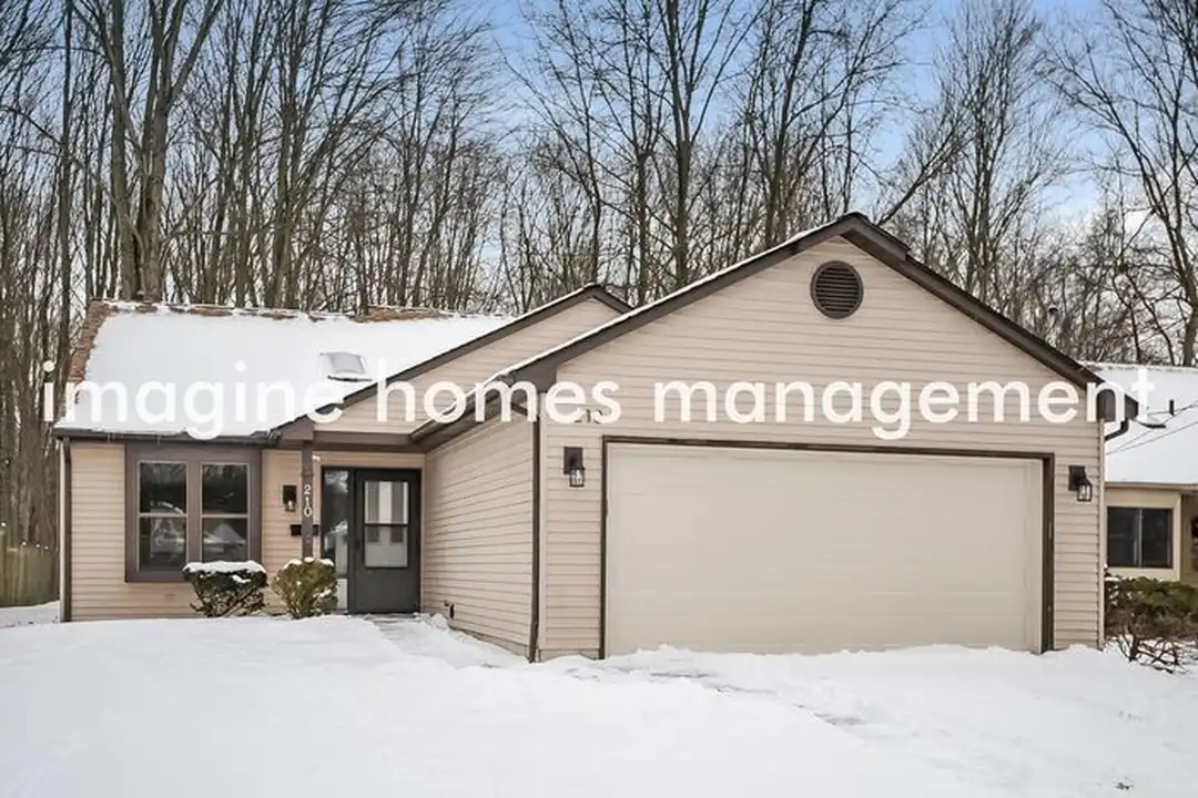 210 Maplelawn Dr – photo 1 of 14