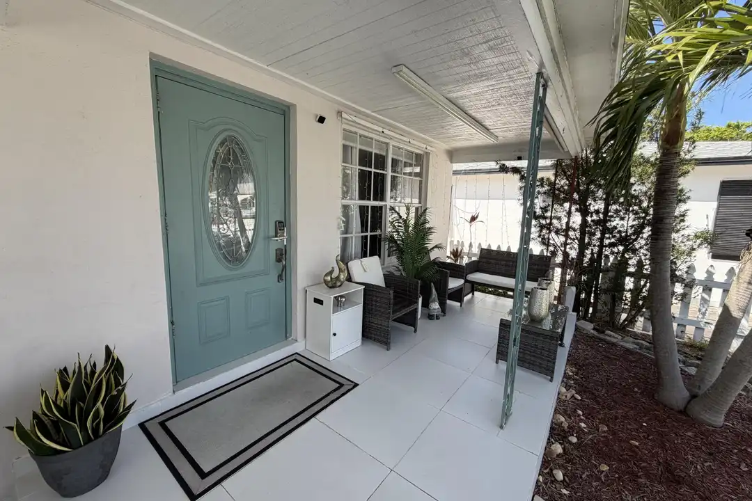 417 N F St - View 5