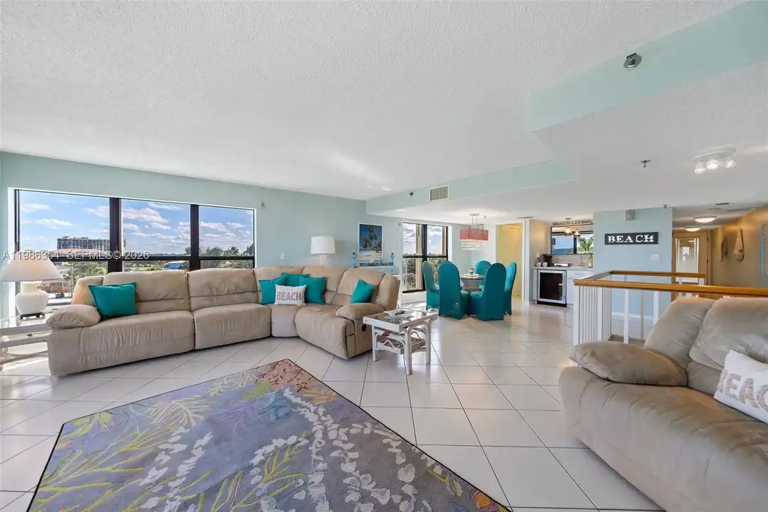 Apartment in Fort Pierce - View 5