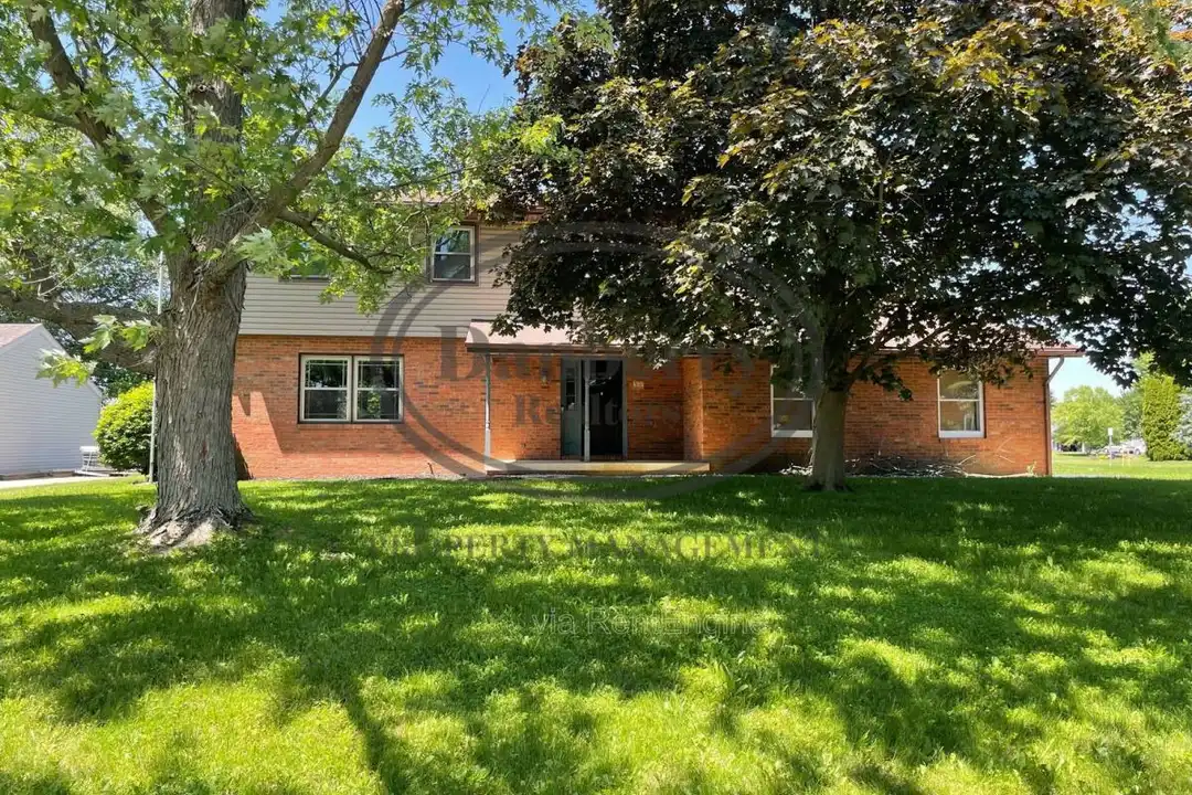 3018 Gleneagle Dr – photo 1