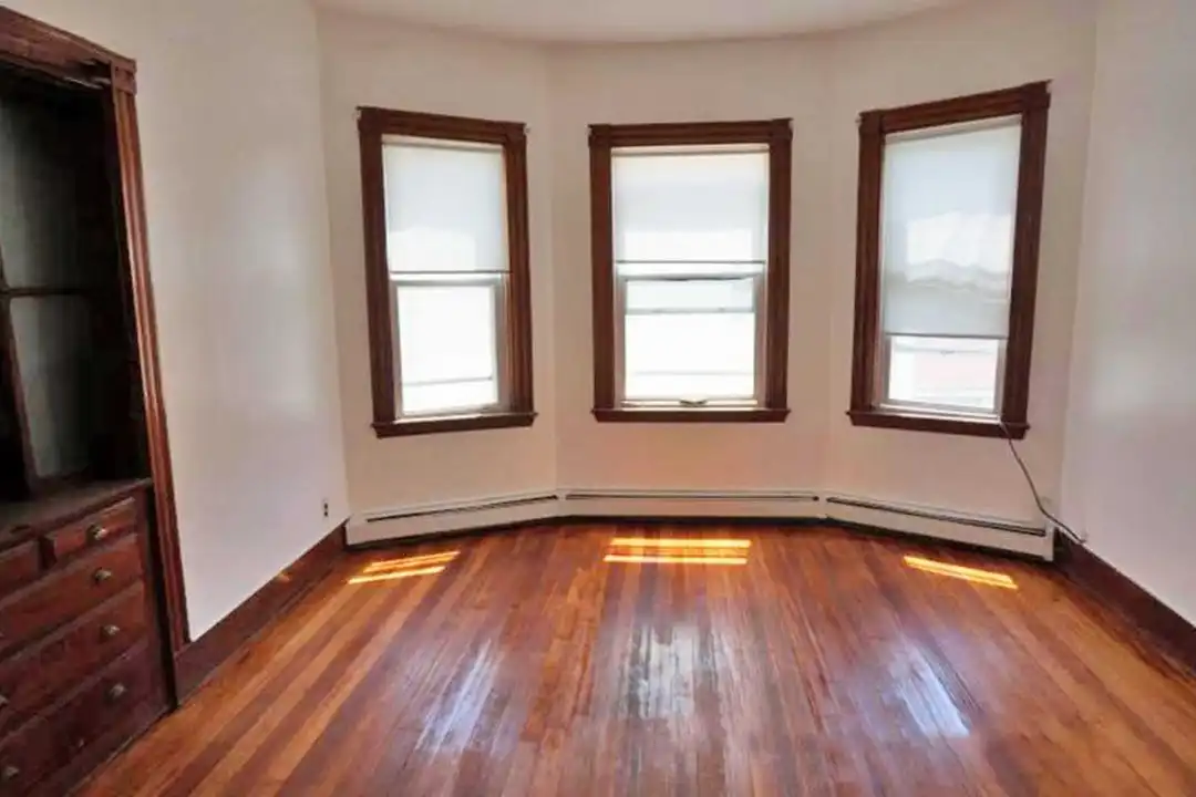 62 Walden St - View 4