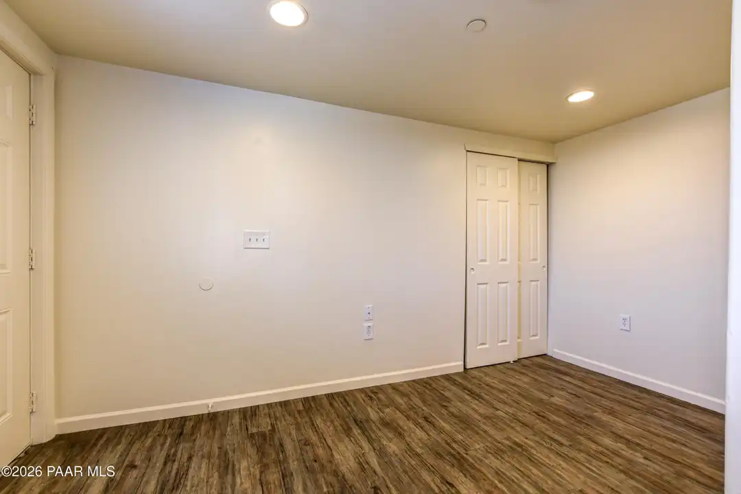 1141 E Gurley St #19 - View 3