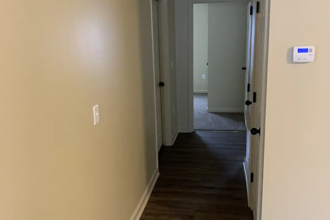 800 W Hoadley Rd unit 5C - View 5