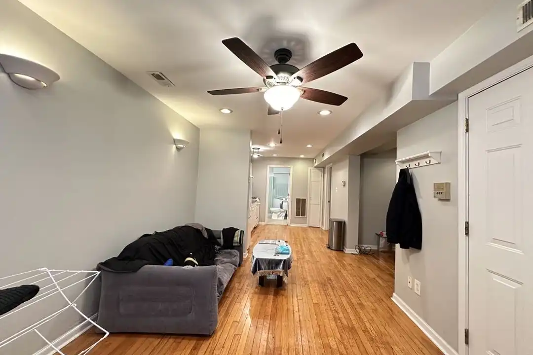 1321 N Claremont Ave unit 6H - View 6
